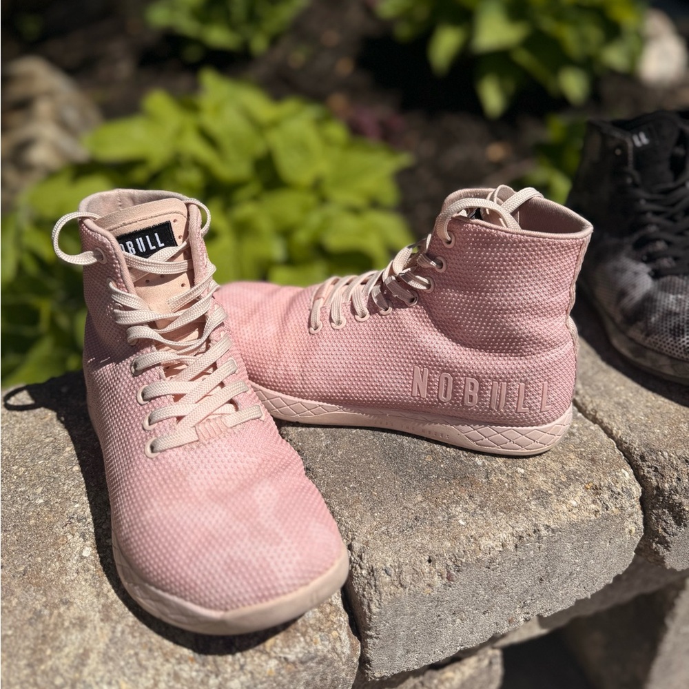 Pink Camo NOBULL High Tops Women’s 8.5